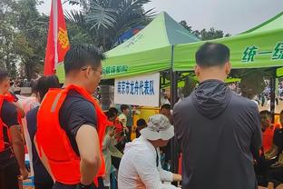 足球报：两支青岛球队2轮各积1分，下轮青岛德比非常激烈残酷